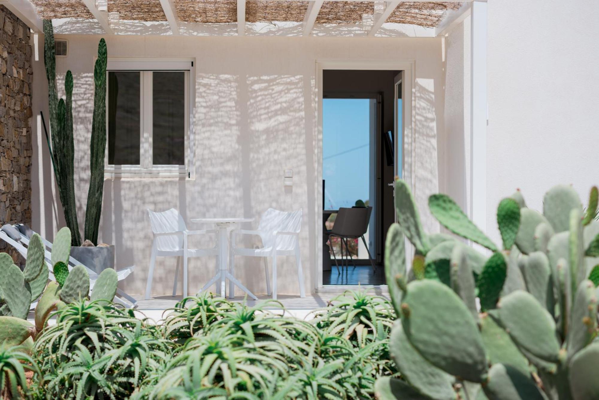 Noble 7 Suites - Adults Only - Onar Hotels Collection Páros Exteriör bild